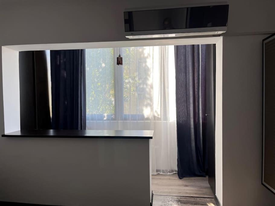 Mall Vitan Studio Eveline Bukarest Exteriör bild